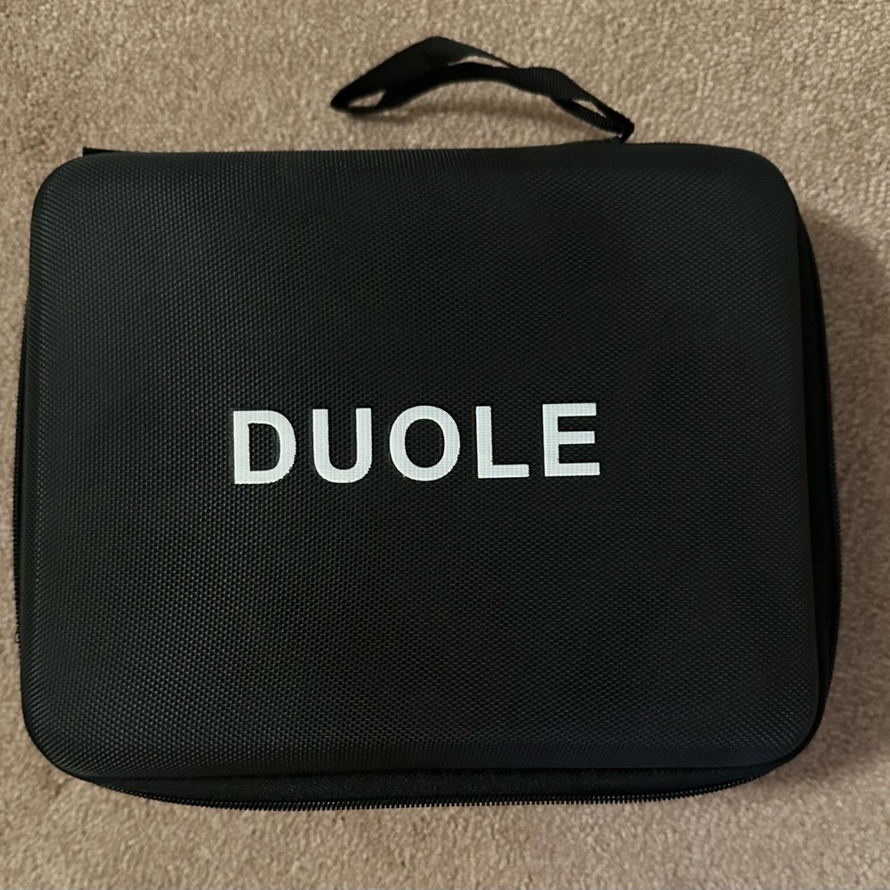 Portable Electronic Car Cleaner Vacuum With Carrying Case - Black.